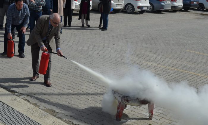 Fakültemizde Yangın Tatbikatı Yapıldı